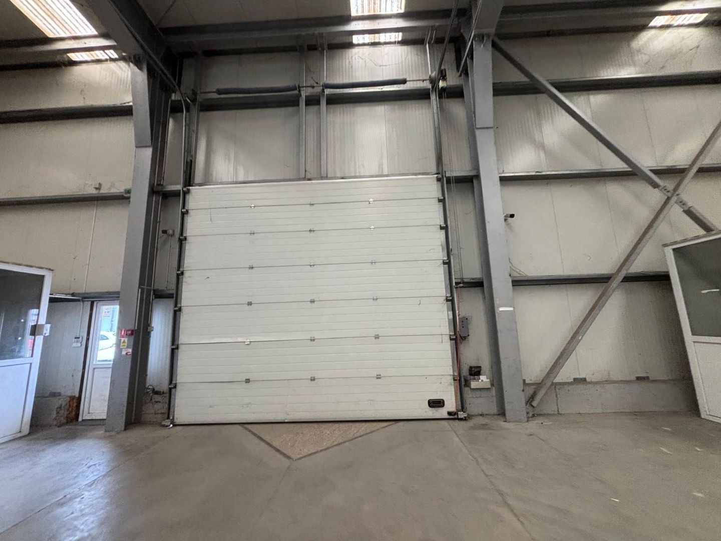 Spatiu industrial 458.21 mp in Calea Sagului - Poză 13