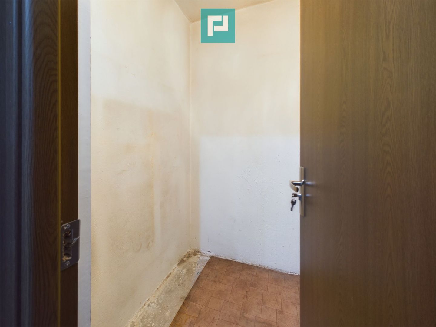 Apartament cu 2 camere de vânzare în zona Vlaicu - Poză 13