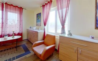 Proprietate pe 2 niveluri, curte individuala si garaj, cartier linistit, Rasnov. - Poză 35