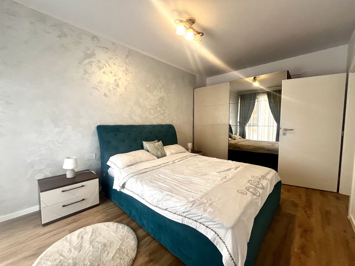 Apartament 2 camere, elegant amenajat, loc subteran, in zona Aradului - Poză 8