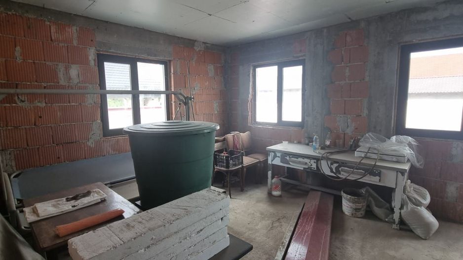 Casă la roșu în Brănești, oportunitate de preț - Poză 10