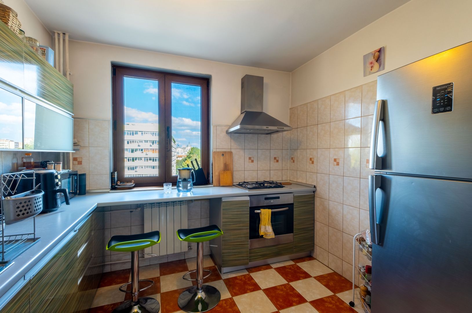 Apartament de 3 camere, la 10 minute de mers pe jos de Piața Unirii. - Poză 9