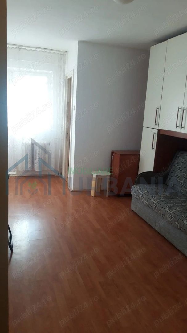 # închiriez garsonieră Galata - Poză 1