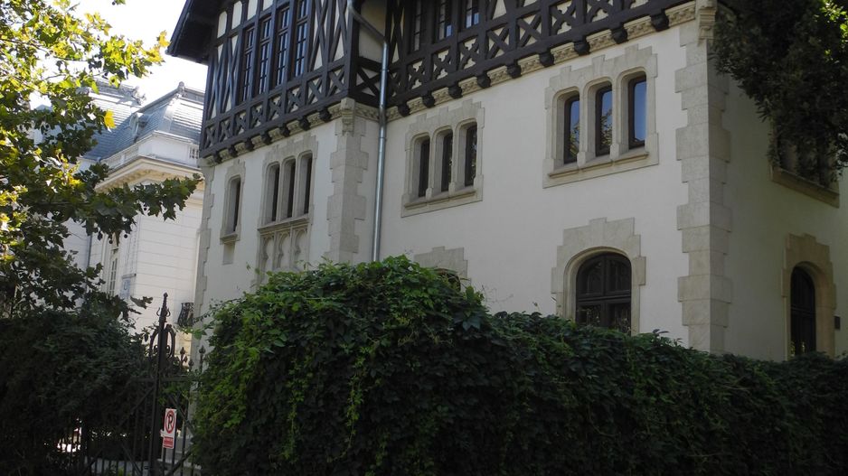 ETAJ VILA DACIA-VEDERE DIRECT PARCUL IOANID - Poză 3