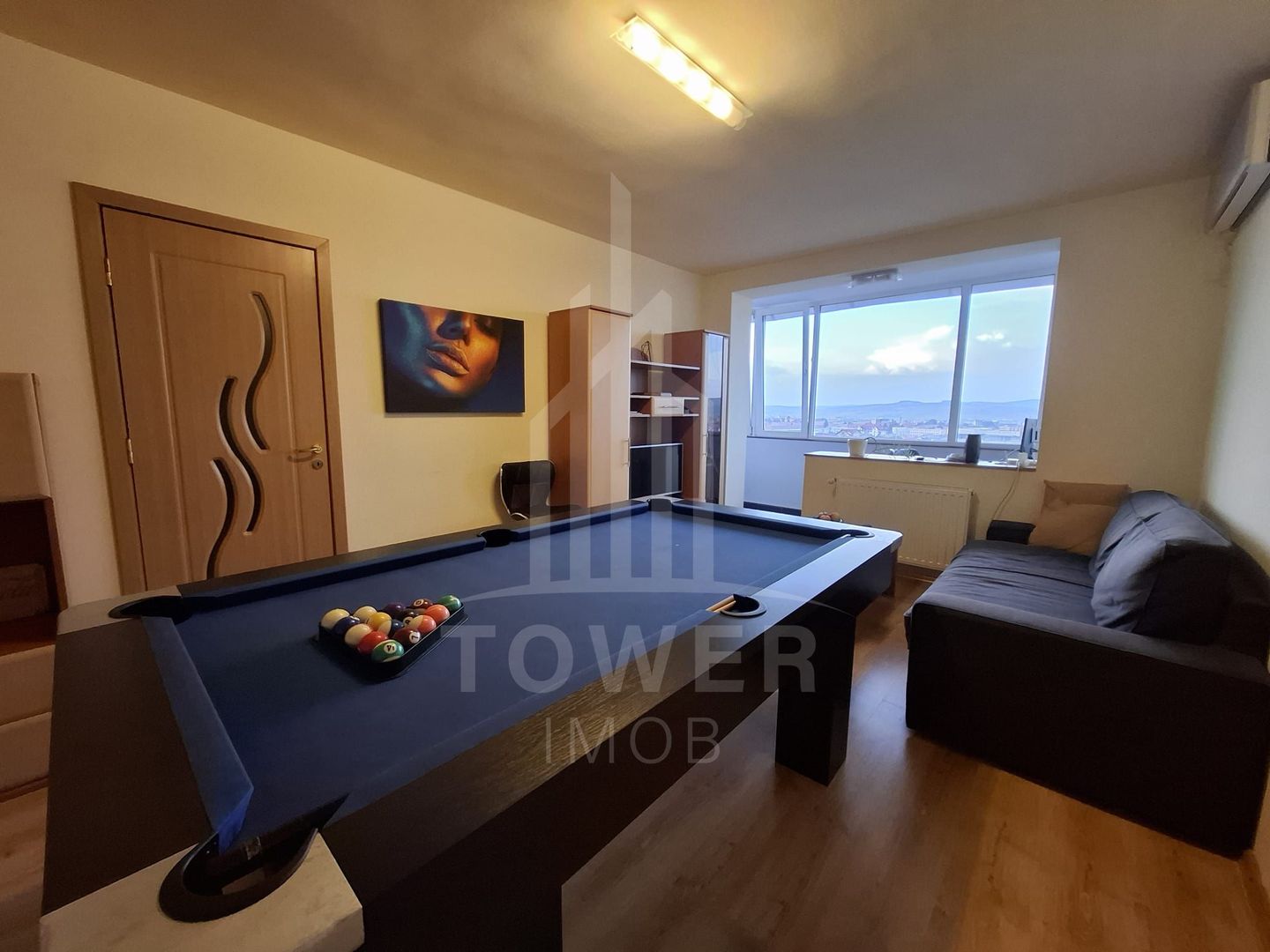 De vânzare apartament 2 camere – zona M. Viteazu cu priveliste deosebita - Poză 5