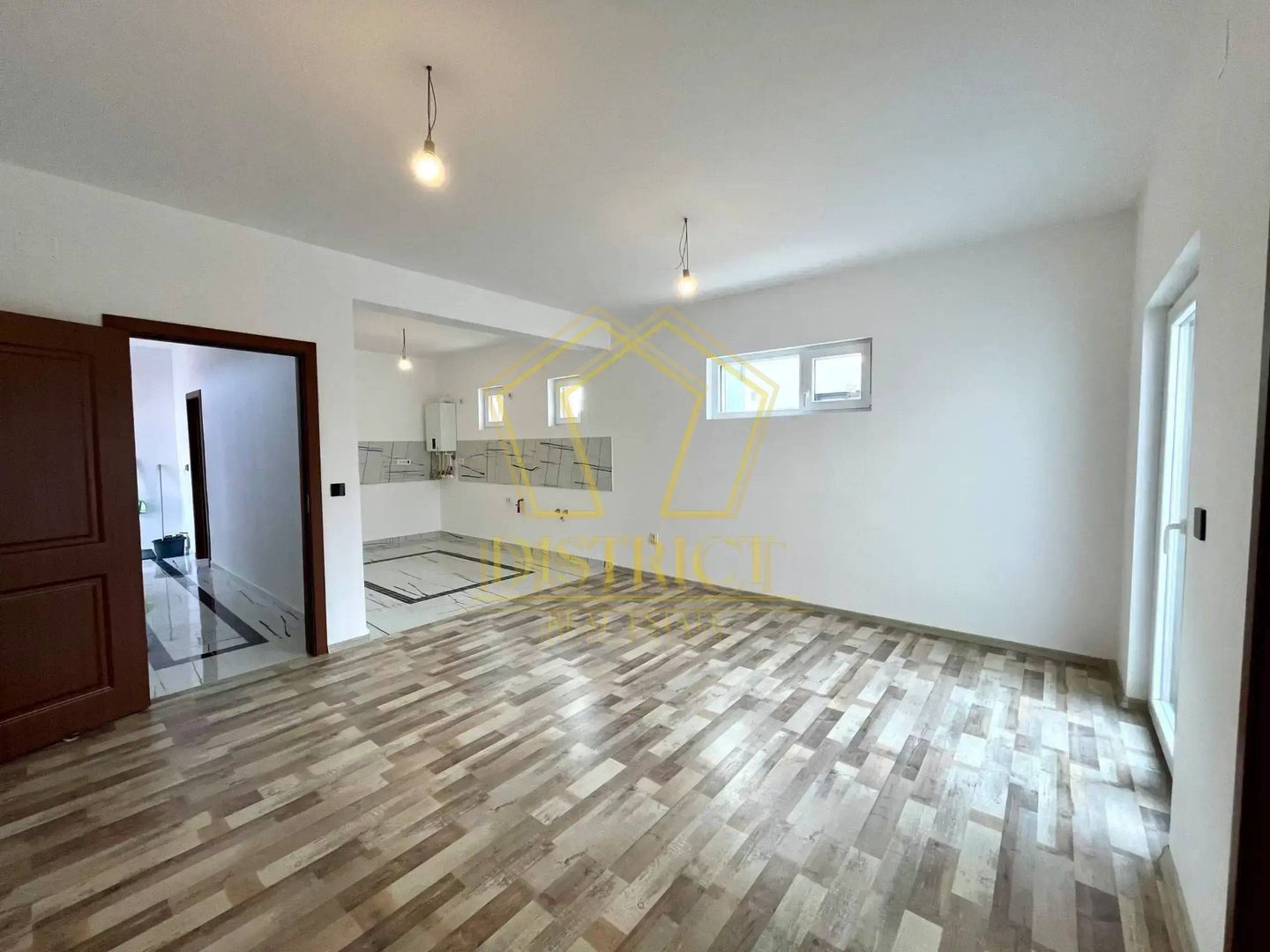 Duplex deosebit cu 4 camere | Freidorf - Poză 2