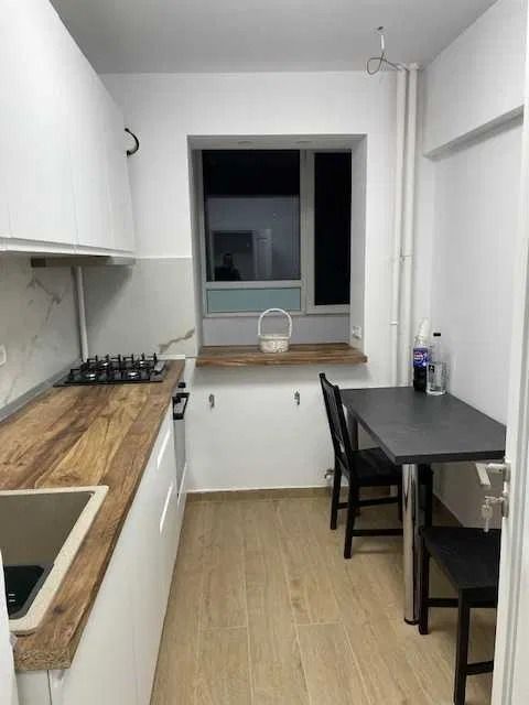 AP. 3 DRUMUL TABEREI, RENOVAT, BUCATARIE INCHISA, MOBILAT MODERN - Poză 6