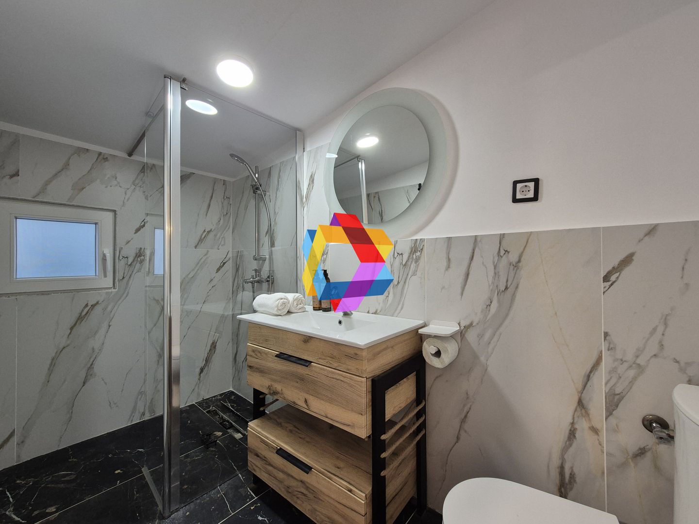 Spatiu comercial -242 mp - Poză 20