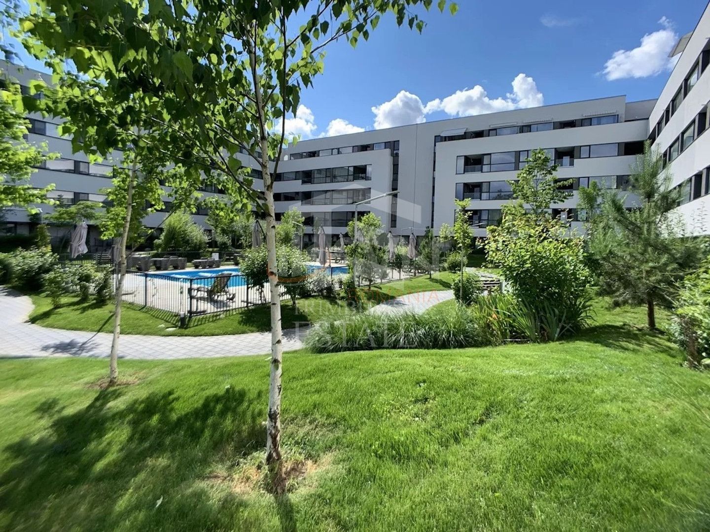 CHITILA - Atria Urban | Chirie 2 Camere cu Curte + Piscina | Parcare - Poză 12