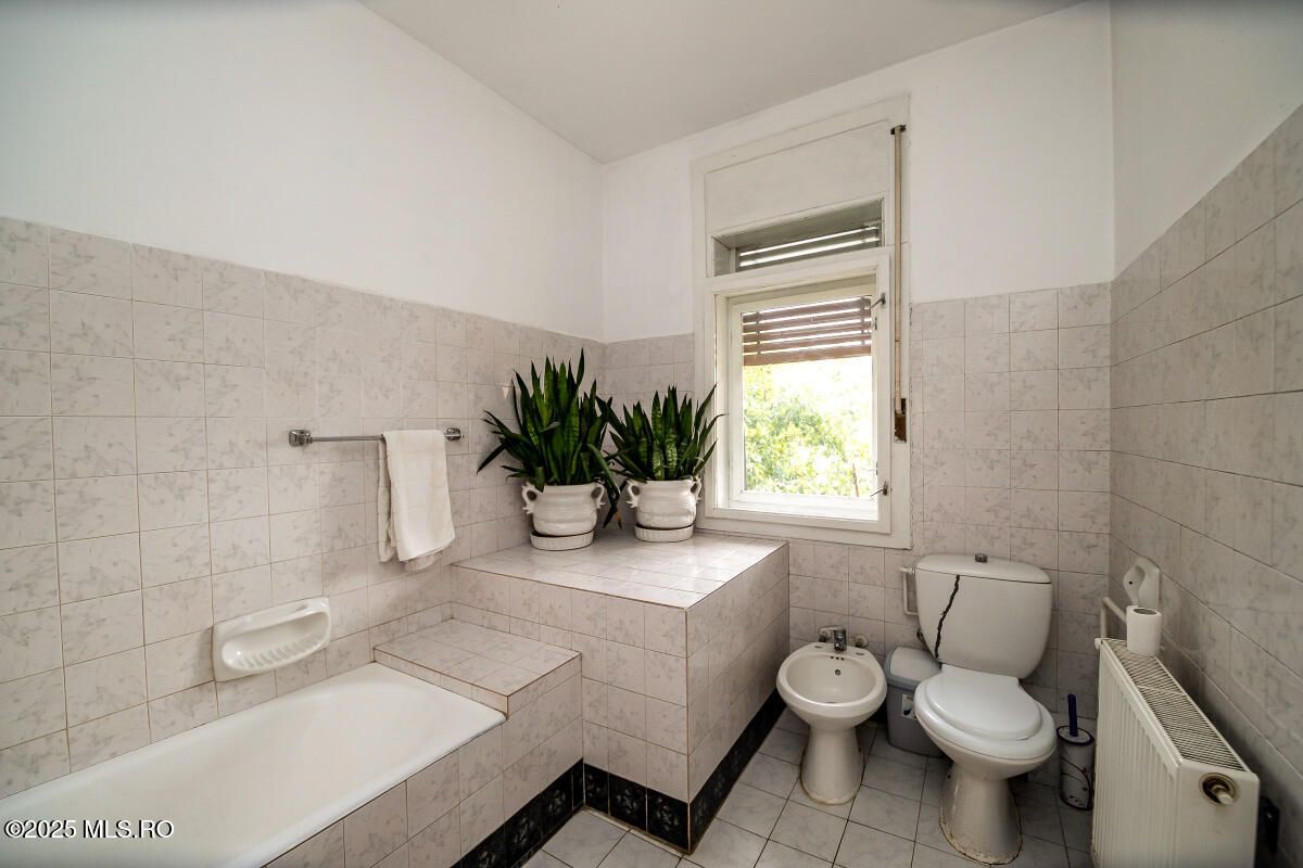 Freidorf - Vila Multifunctionala - D+P+1, 380 mp utili! - Poză 7