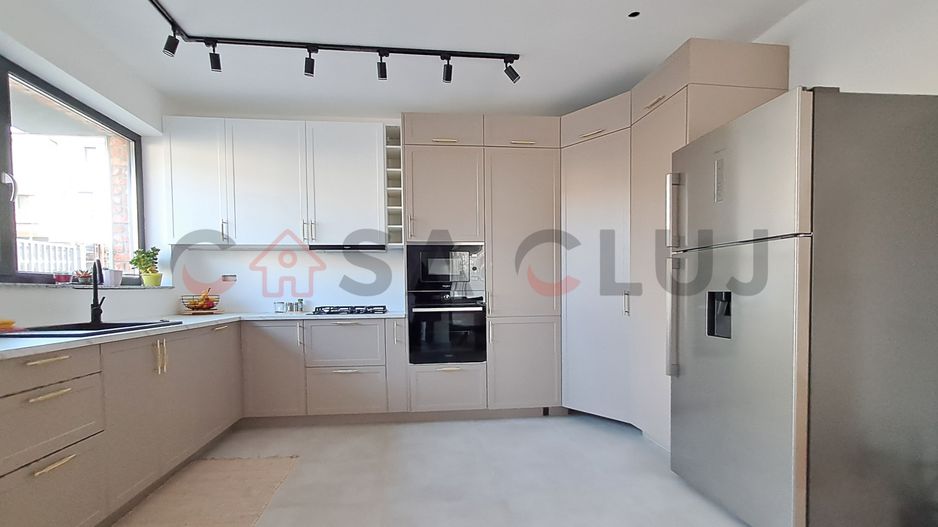 Duplex  5 camere La Cheie in Europa!! - Poză 6