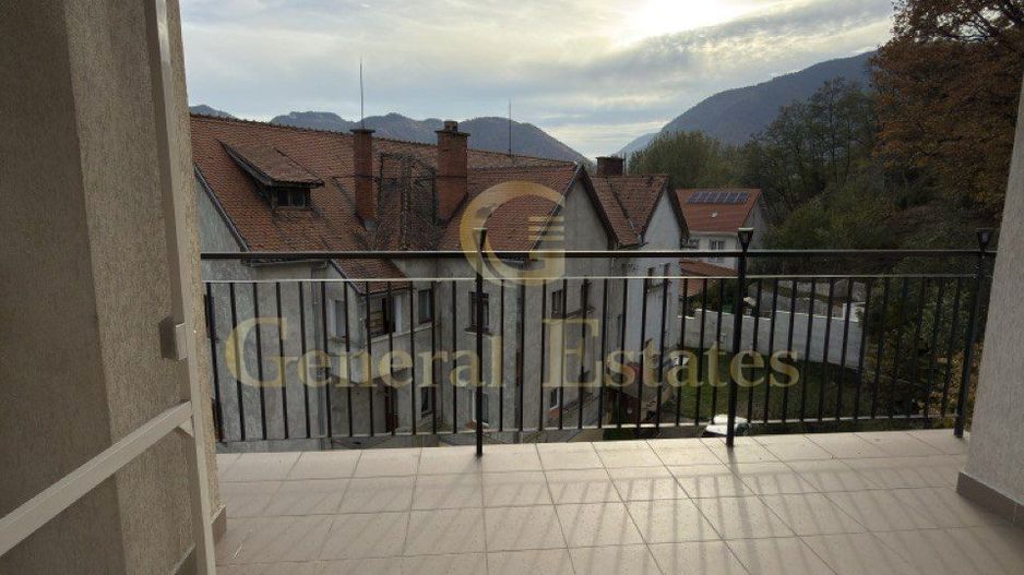 Apartament spațios 3 camere, bloc nou Zărnești - Poză 13