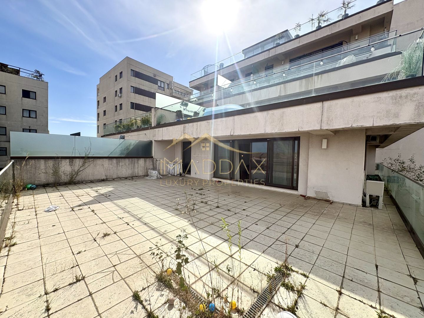 APARTAMENT de LUX cu 3 CAMERE cu Terasa si loc de parcare - Poză 28