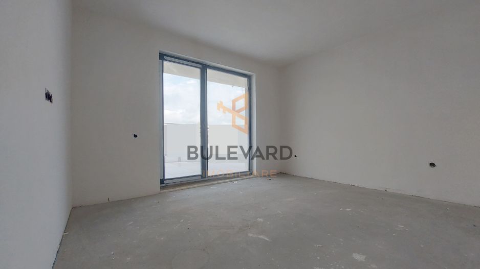 Apartament de tip Penthouse cu terasa de 47 mp! - Poză 8