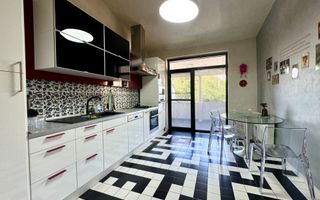 Vila cu 5 camere *344mp* + 800mp Teren // Zona Bucurestii Noi - Poză 16