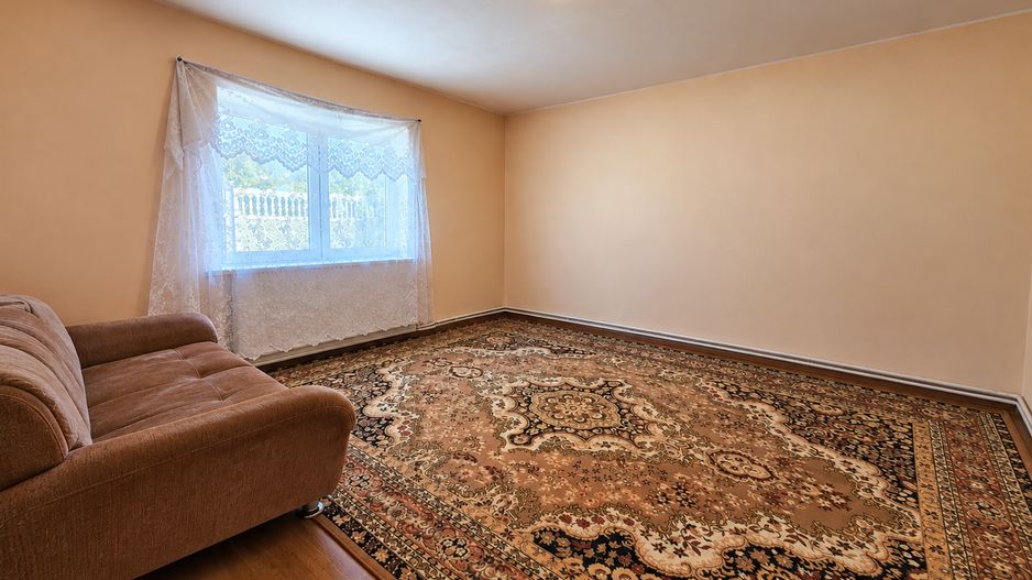 Casa de vanzare | Zona linistita | 3 camere - Poză 9
