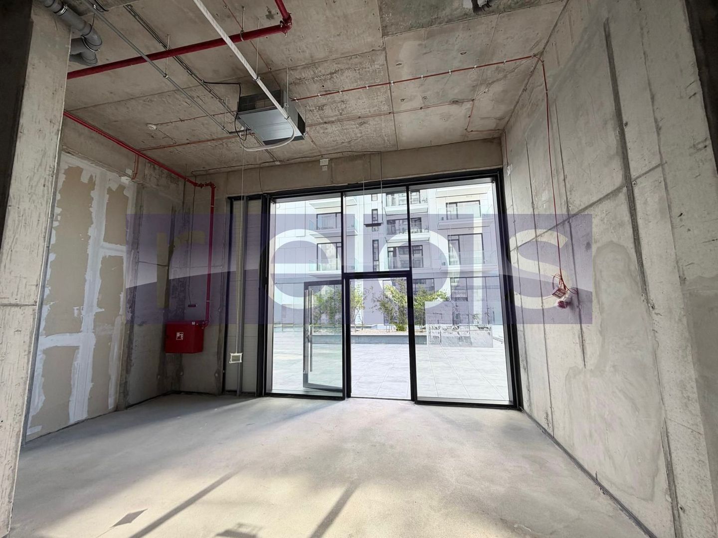 INCHIRIERE SPATIU COMERCIAL | COTROCENI | 82 MP | TERASA 43.5MP | - Poză 1