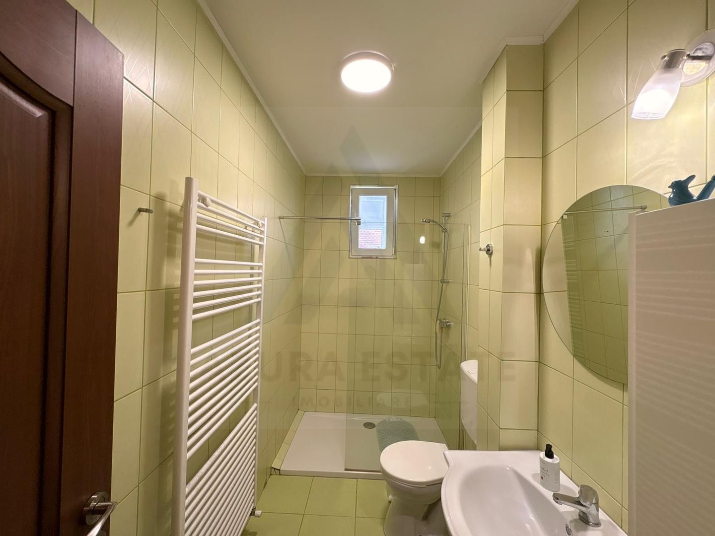 Casă versatila intretinuta 143 mp utili 5 camere 3 bai pivnita Lazaret - Poză 18