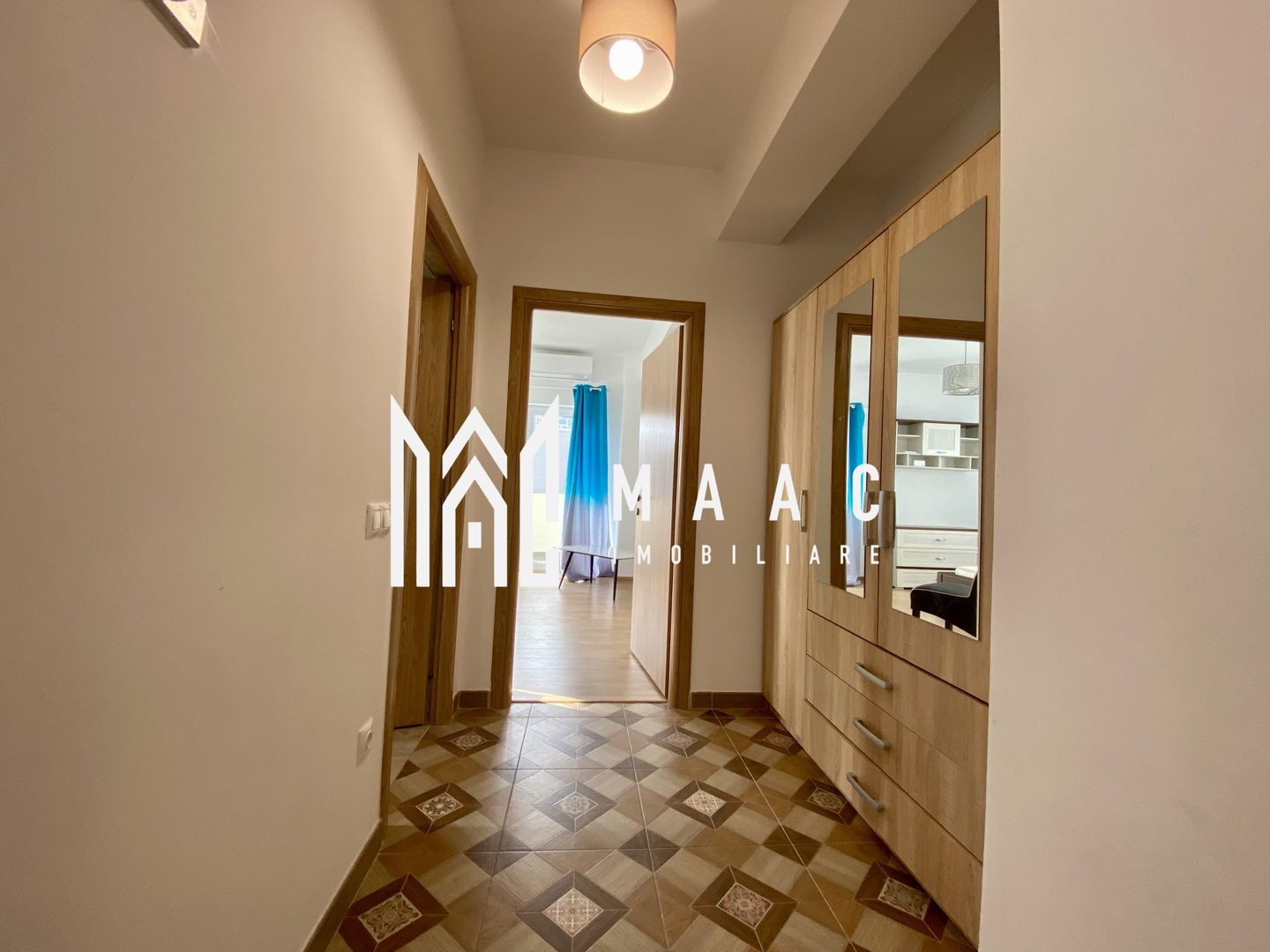 Apartament 3 camere I Etaj 1 I Decomandat I Doamna Stanca - Poză 4