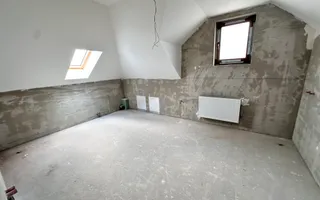Casa individuala-4 dormitoare,225 mp utili,garaj-Chinteni - Poză 20