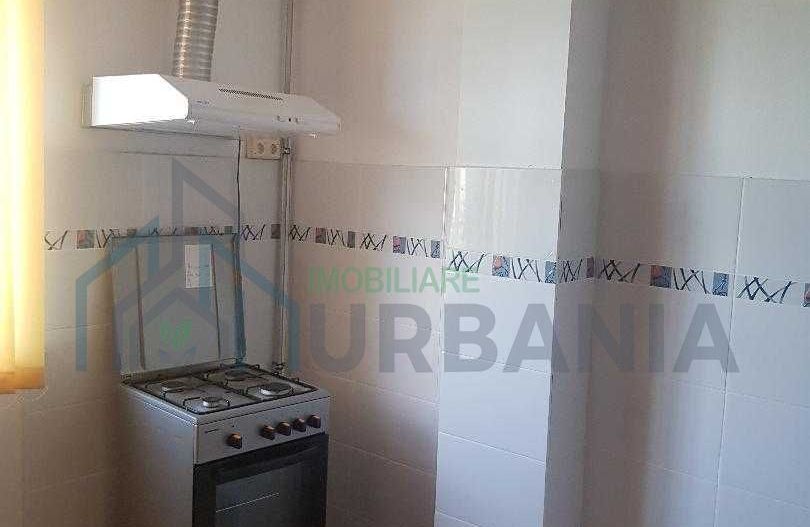 Apartament 2 camere, 74 mp, etaj 1, bloc 2015, Nicolina, cu loc de parcare - Poză 3
