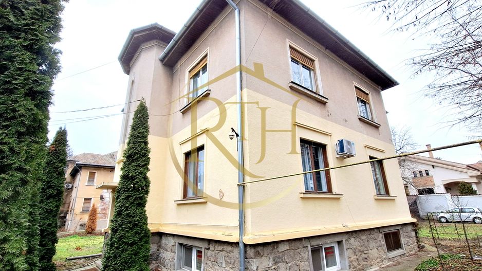 Oferim spre inchiriere parterul unei vile, ideal pentru Birouri,Centru - Poză 17