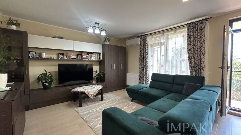 Vanzare apartament cu 2 camere + garaj, Borhanci! - Poză 1