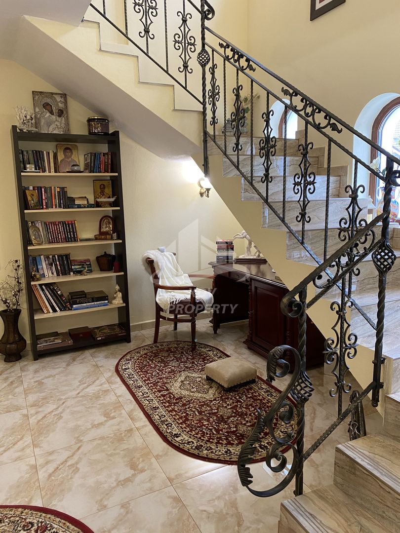 Vila  Frumoasa , Sibiu ,6 camere , 5 Bai , mobilata ,utilata - Poză 36