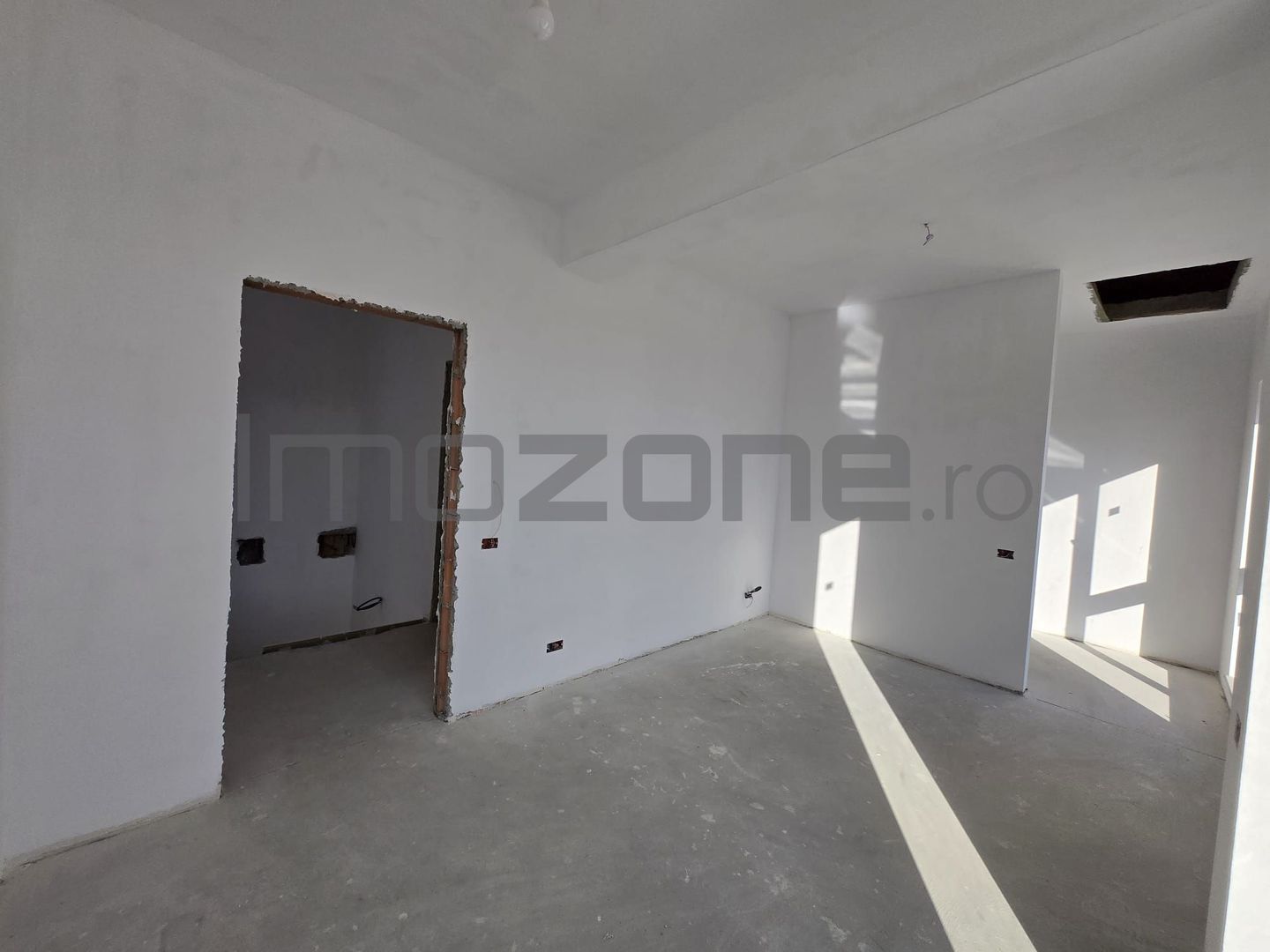 VILA OTOPENI - ZONA FERME| 4 CAMERE | 2 PARCARI | FINISATA LA ALB | COMISION 0%| - Poză 17