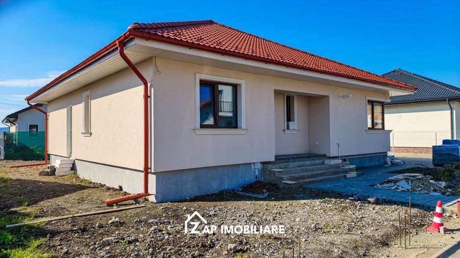 Casă modernă 1 nivel 4 camere  - 500 mp teren - gard inclus - Poză 3