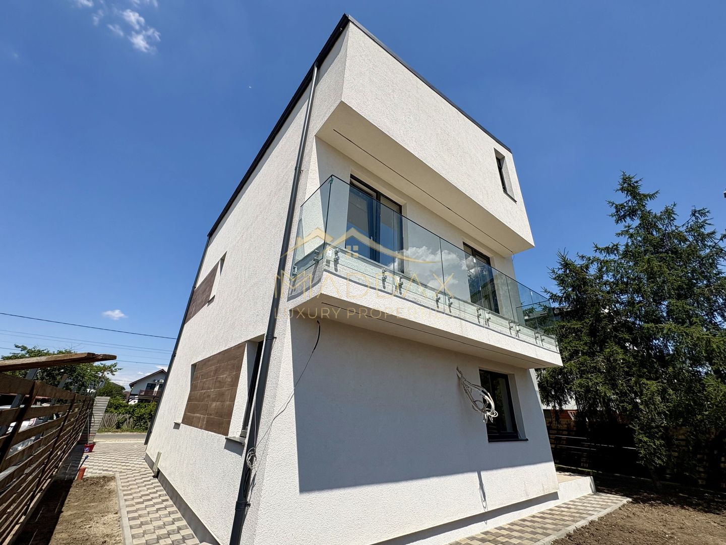 Vila Premium cu 6 camere Tunari  P+1+M ~ Exclusivitate - Poză 6