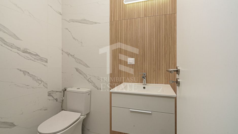 Case Finalizate P+1+M 140 mp  Curte+Parcare Sect 5  Dedeman Giurgiu - Poză 23