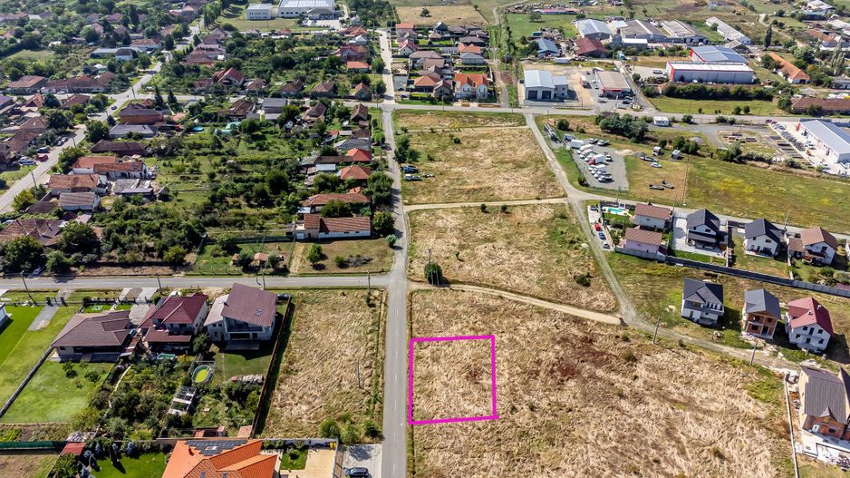 Parcelă de casă în Sânleani/Livada, Arad. - Poză 1