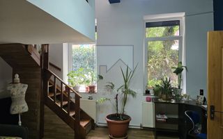 Vanzare apartament 4 camere - Sebastian - Vulcan - Poză 1