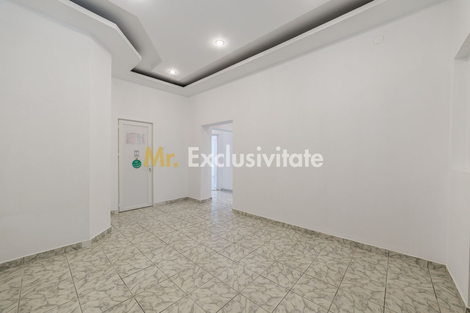 Proprietate multifunctionala | Doua cladiri | 581 mp | Pitesti - Poză 23