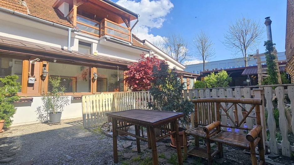Vila 7 Camere - Str. Morii -Renovata 2024 - Teren 493 mp - Poză 10