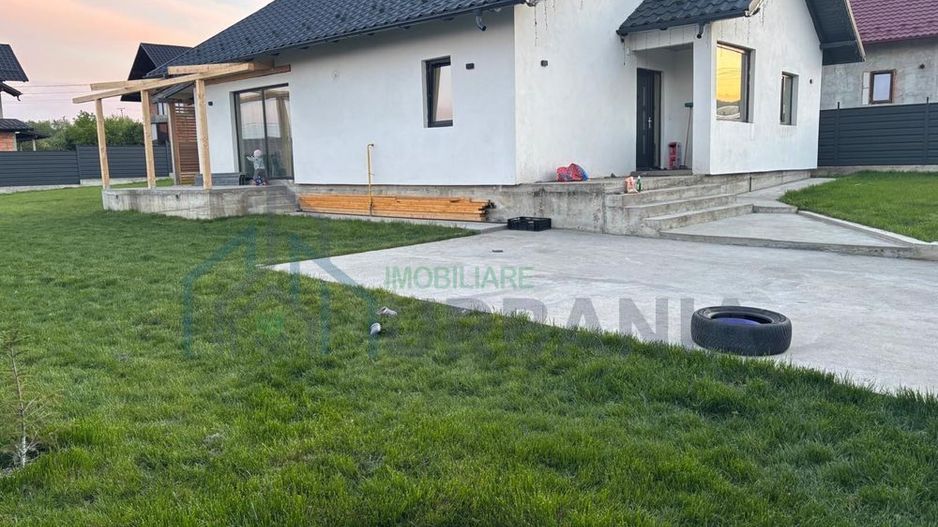 Casă la cheie, 120 mp, teren 1000 mp, complet mobilată, Deleni - Poză 2