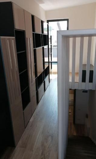 BRASADAS vinde 1/2 duplex în cartierul Europa. - Poză 9