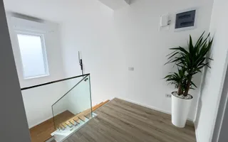 Casa Individuala - 4 camere - 3 bai - 300mp teren - Poză 14