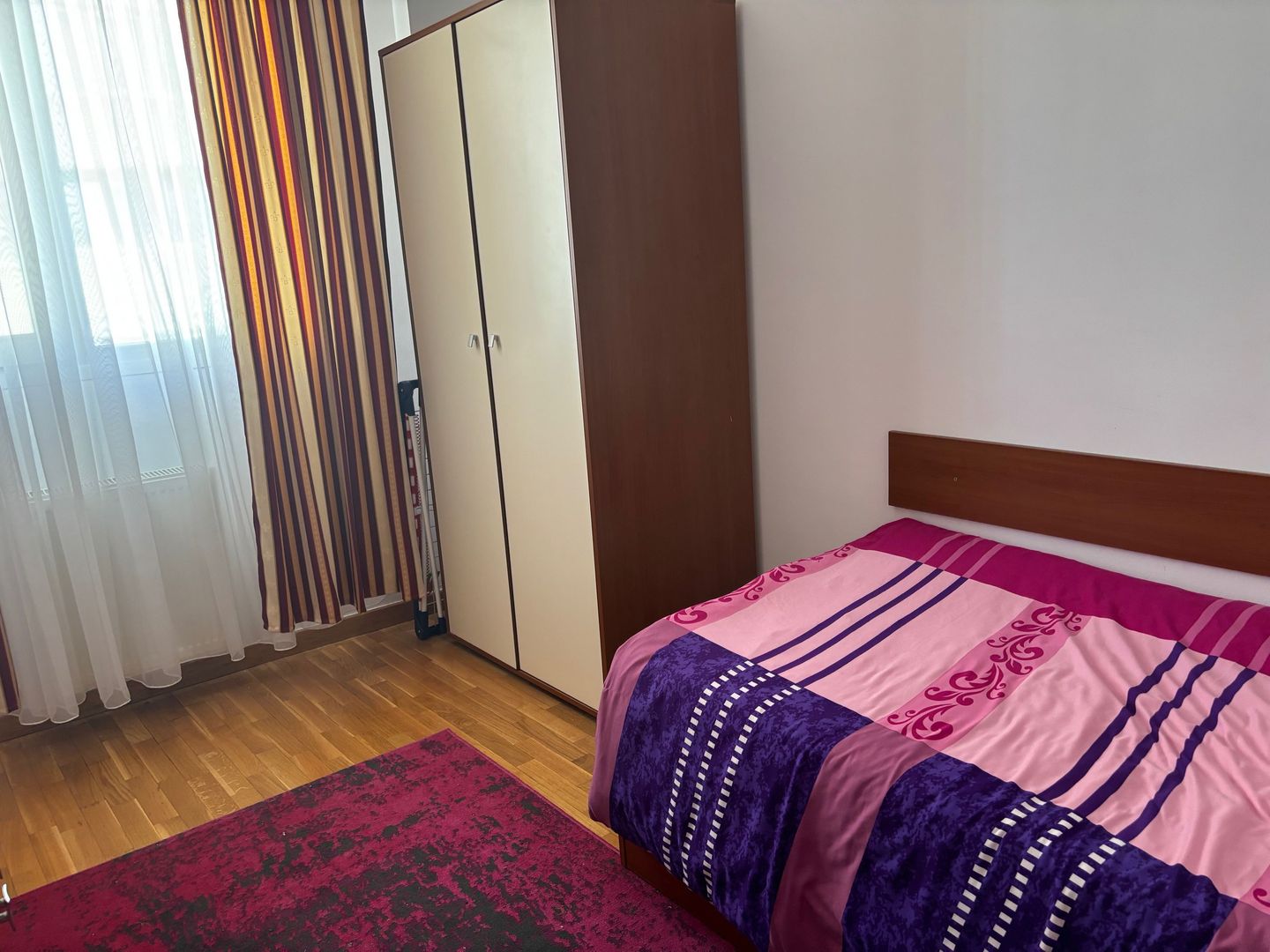 Apartament mobilat cu parcare subterana si lift - Poză 5