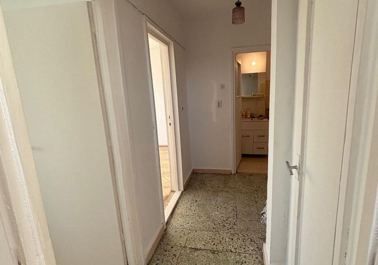 Ap. 2 camere, zona Dambovita, etaj intermediar, centrala termica - Poză 4