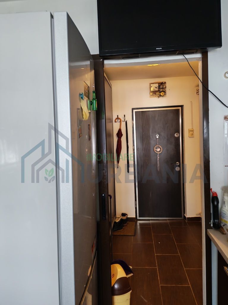 Apartament 2 camere semidecomandat, Podu Roș, 54 mp, etaj 7/10, 95.000 euro - Poză 7