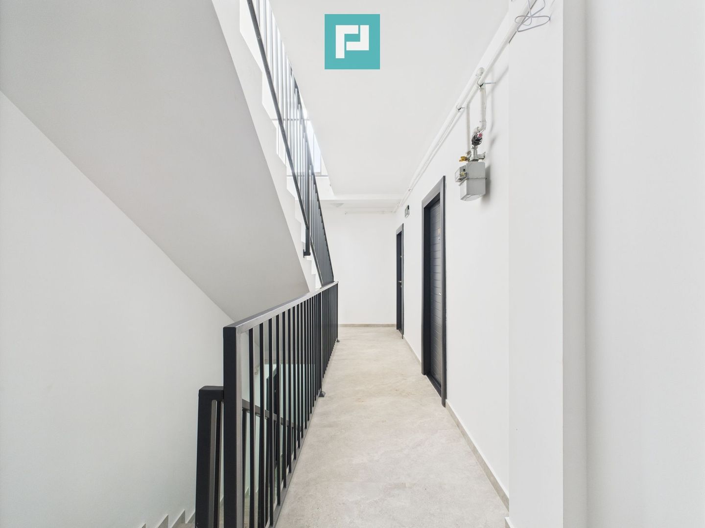 Apartament 3 camere, zona Torontalului - Poză 11