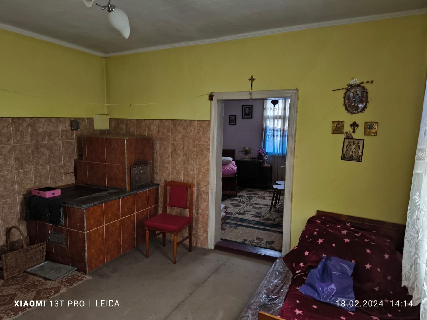 CASA DE VANZARE + ANEXE 2500 MP / PUTNA - Poză 2