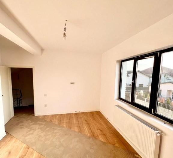 Vila duplex Otopeni | Banca Transilvaniei - Poză 4