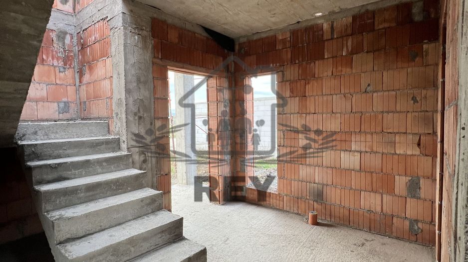 Casă single 4-5 camere / 500mp teren / Sura Mică / Sibiu - Poză 3