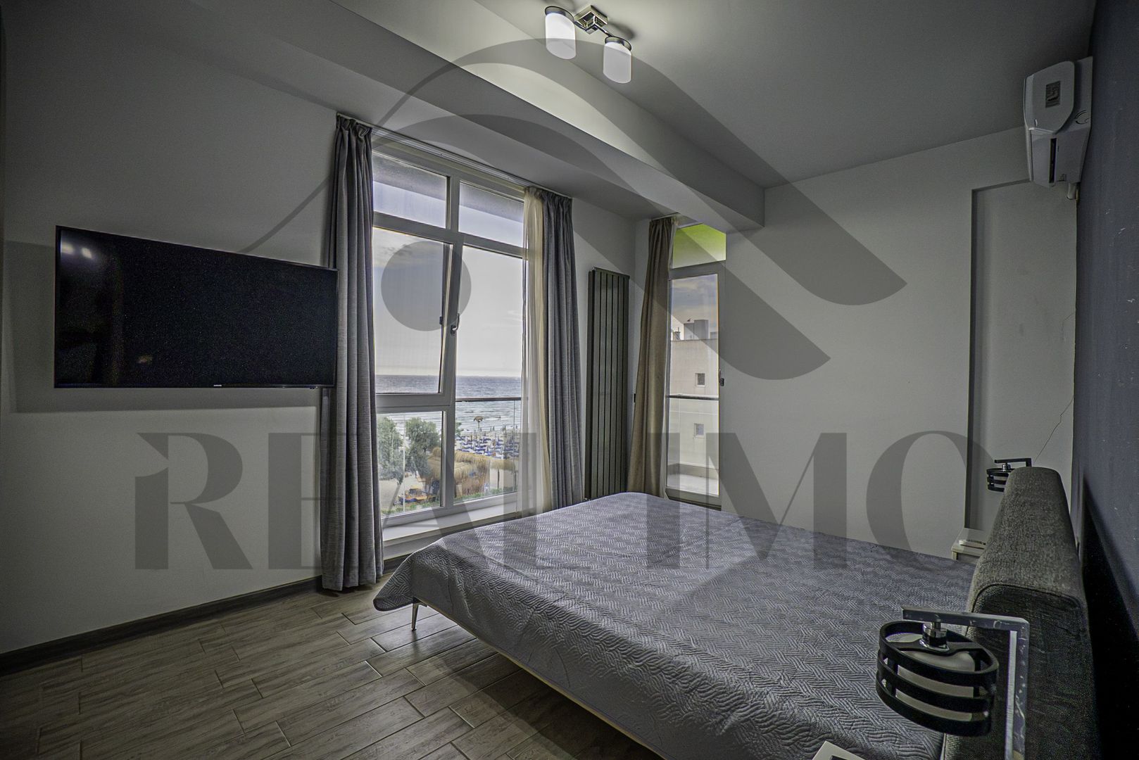 🌊 ALEZZI BEACH RESORT — APARTAMENT 3 CAMERE | VEDERE FRONTALĂ LA MARE - Poză 2