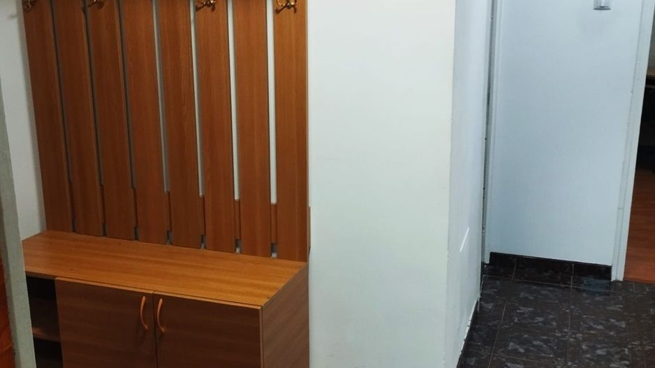 3 camere Brancoveanu - Secuilor - 2 gr. sanit., bloc 1986,loc parcare! - Poză 17