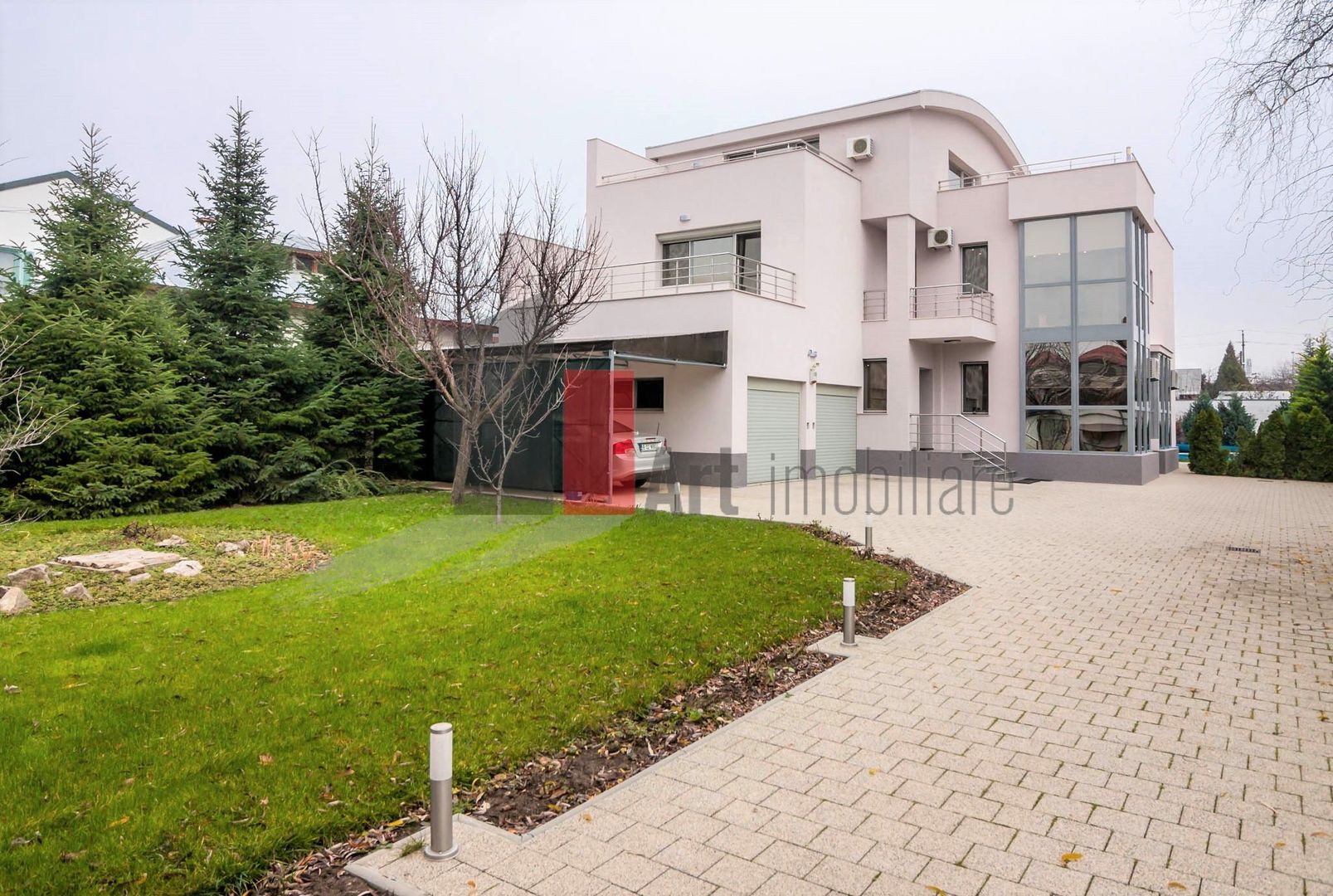 Vila luxoasa cu piscina si curte generoasa - Pipera - Poză 1