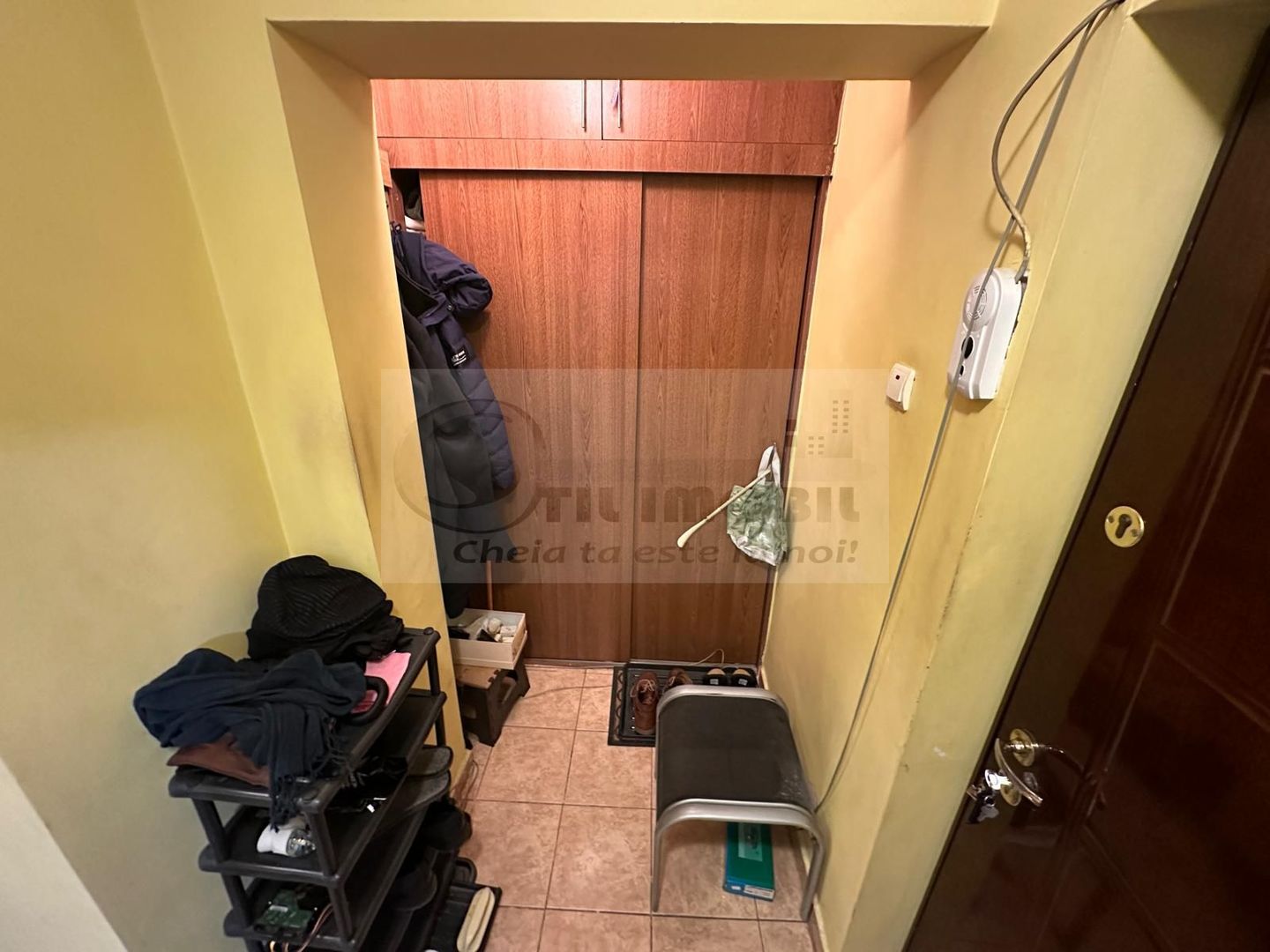 Gara – 56 mp, 2 camere decomandat, etaj 6/8 – 120.000 € - Poză 6